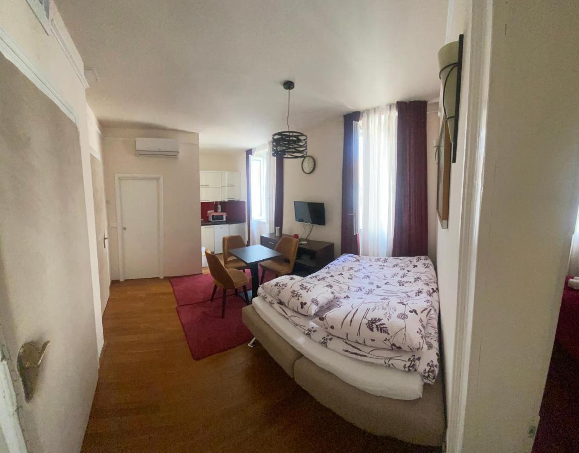 Old Town Borgo Luxury Apartment 斯普利特 外观 照片
